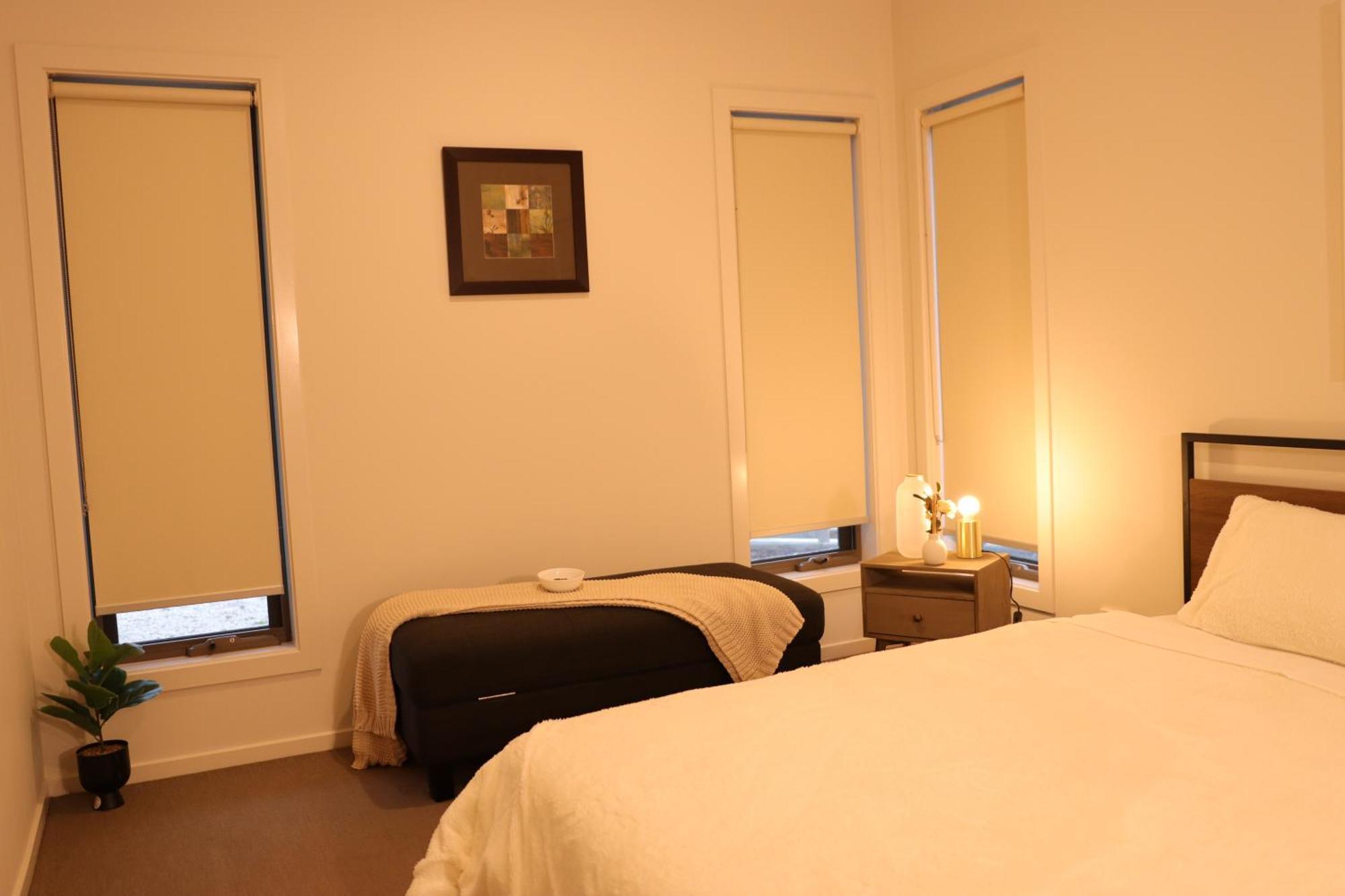 Melbourne Holiday House For 15 Peoples In Sanctuary Lake ポイント・クック エクステリア 写真