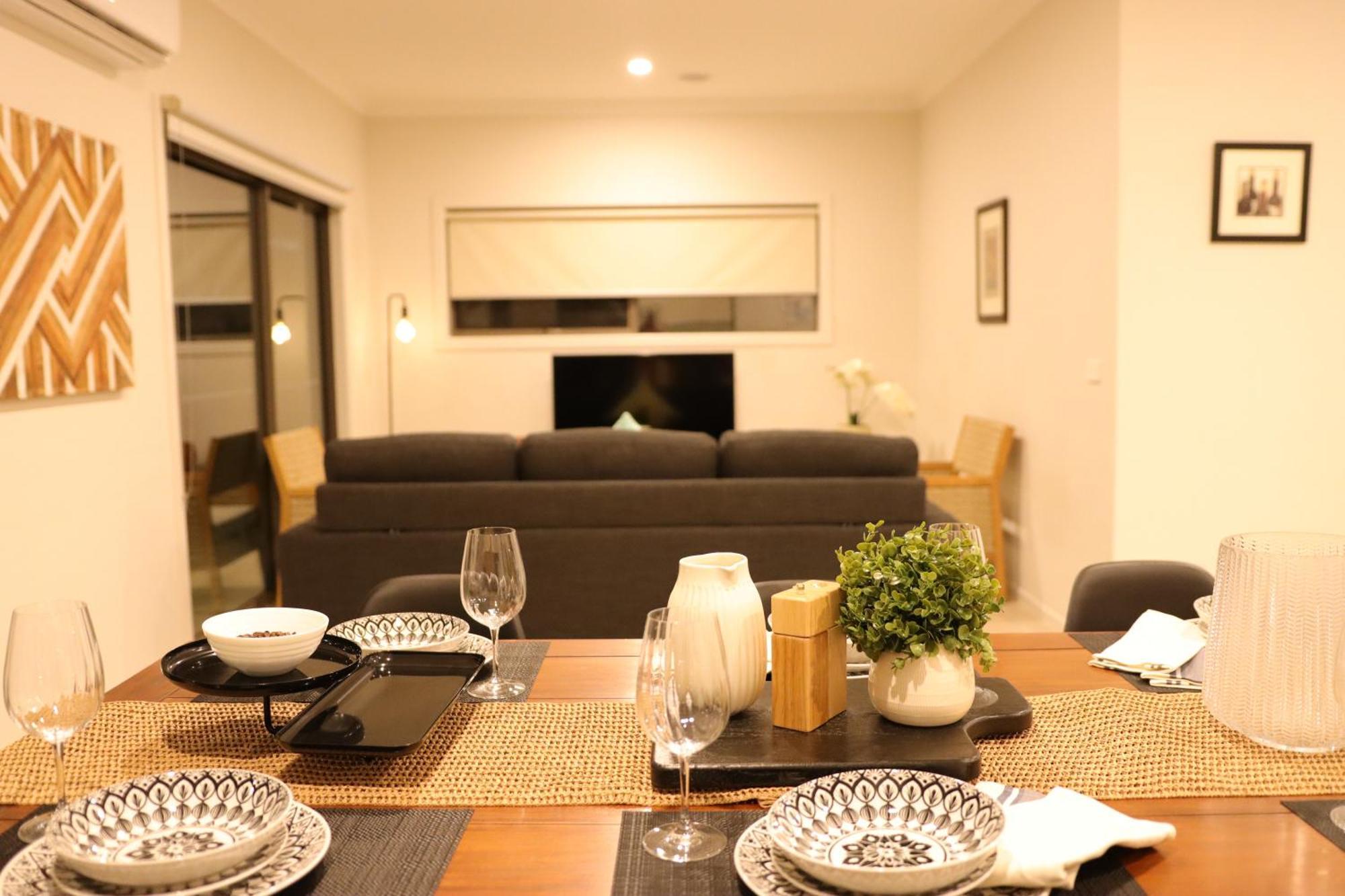 Melbourne Holiday House For 15 Peoples In Sanctuary Lake ポイント・クック エクステリア 写真