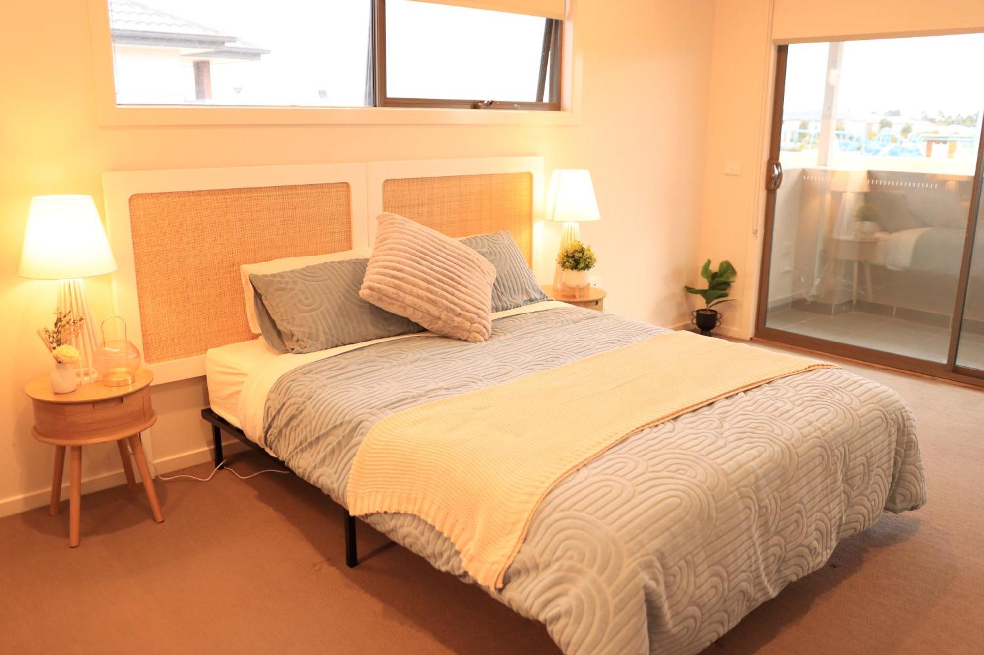 Melbourne Holiday House For 15 Peoples In Sanctuary Lake ポイント・クック エクステリア 写真